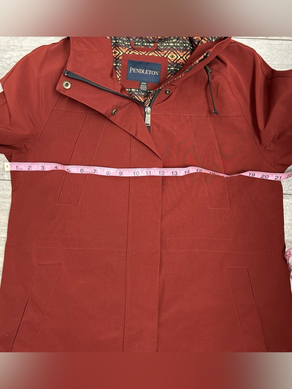Pendleton Womens M Hooded Rain Jacket Merlot Red Geometric Aztec Lining - Picture 11 of 14